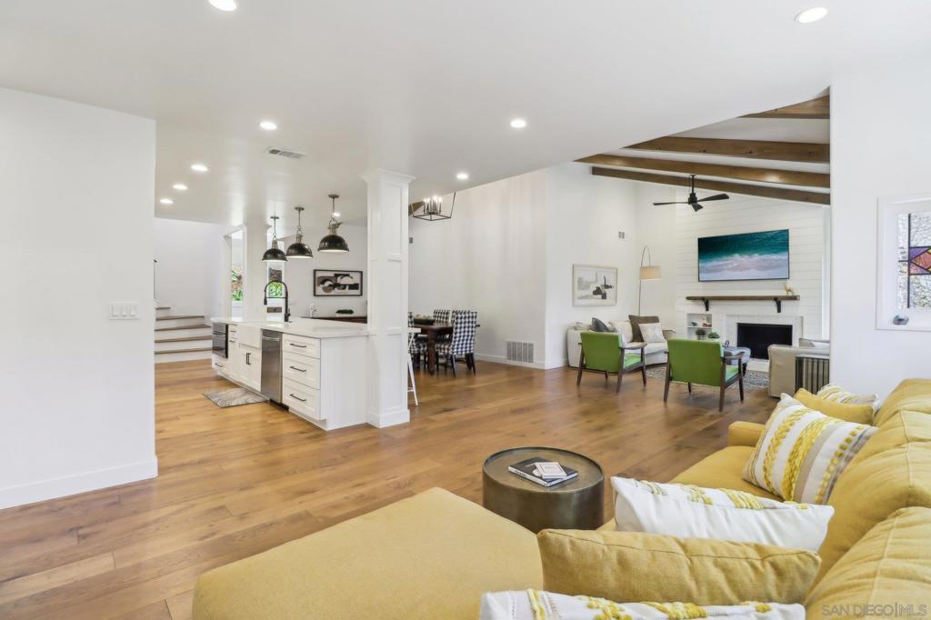 4001 Isle Dr