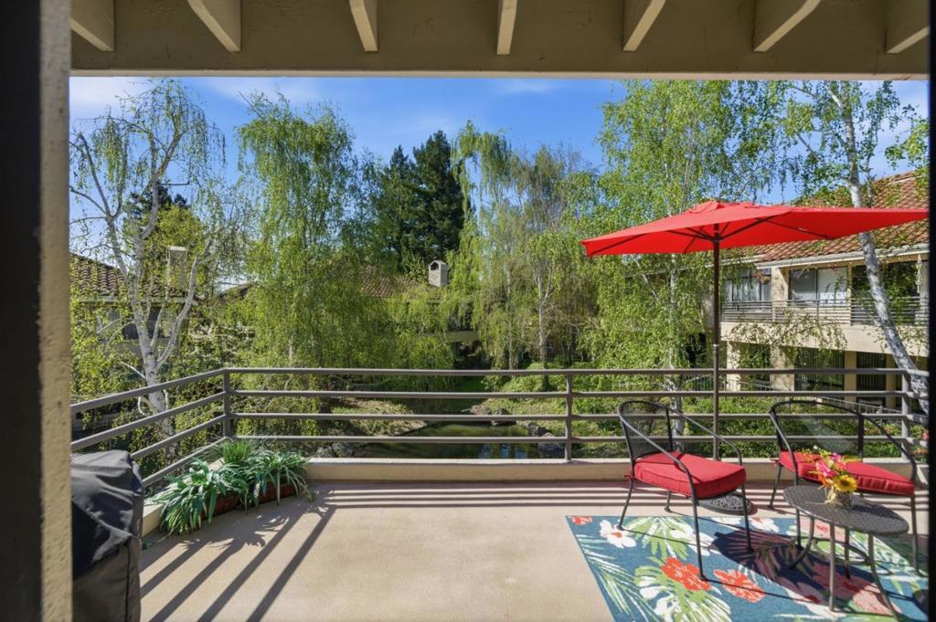3030 Lakemont Drive 3