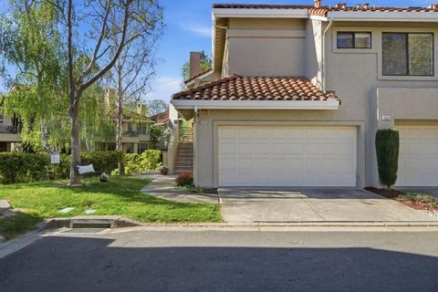Photo of 3030 Lakemont Drive #3, San Ramon, CA 94582 (MLS # ML82038839)