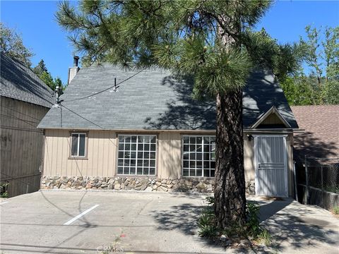 303 Ca-138 Crestline CA 92325