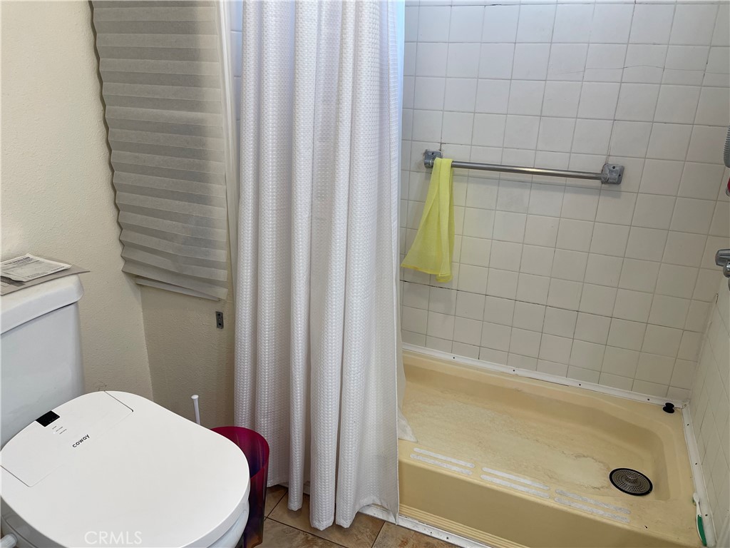 10525 Somerset 41
