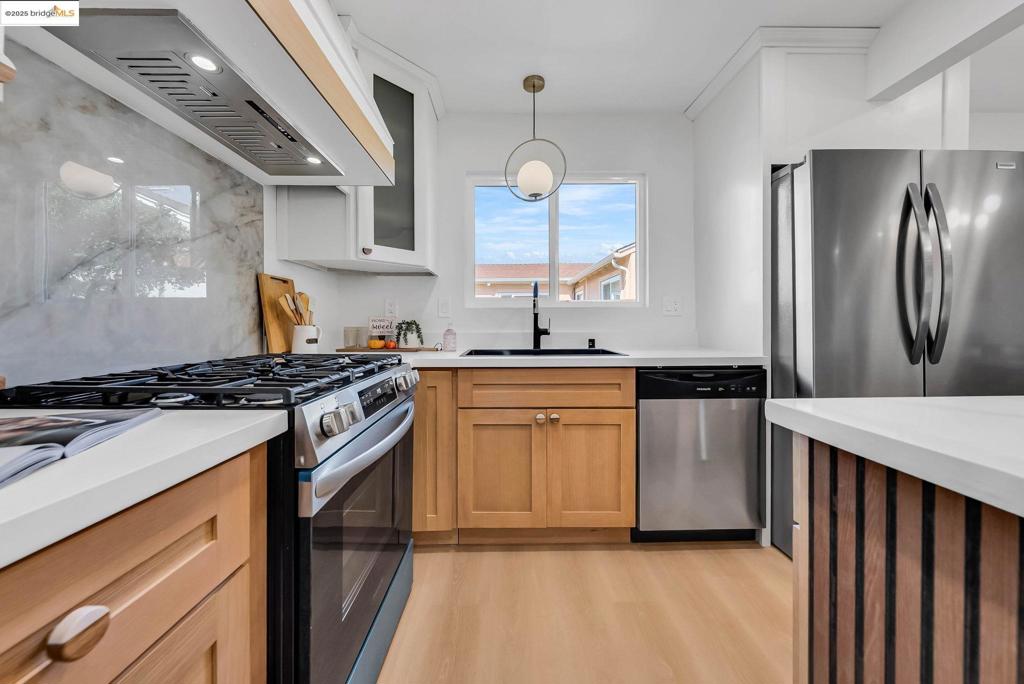 LORENZO VILLAGE - Residential