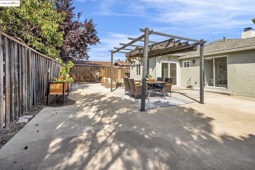 LORENZO VILLAGE - Residential