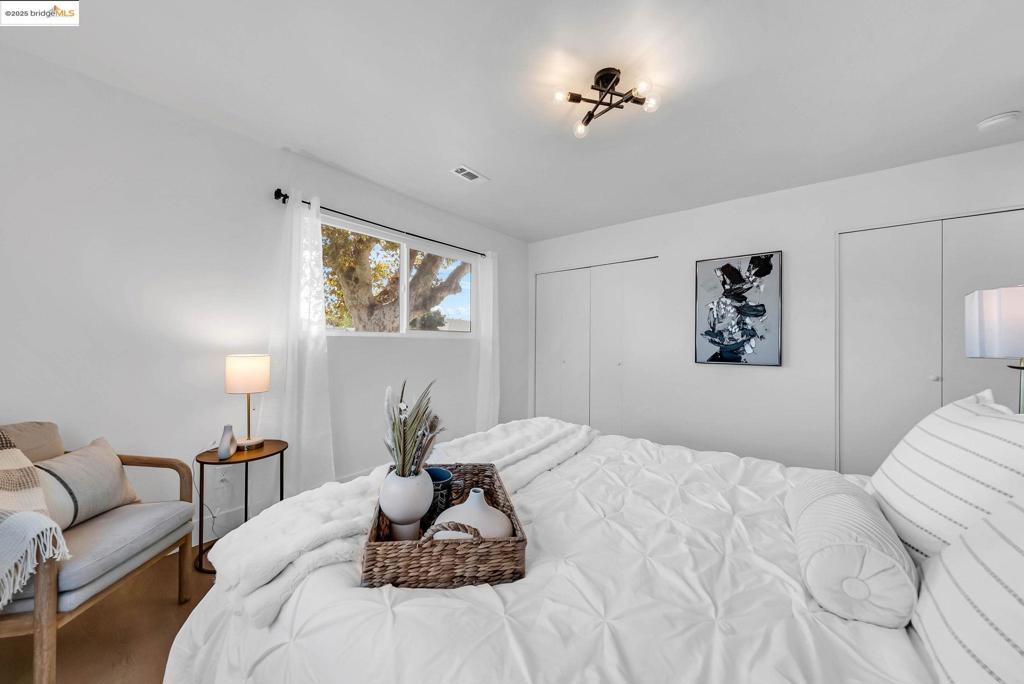 LORENZO VILLAGE - Residential