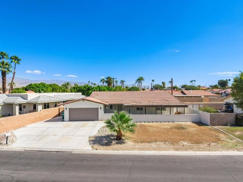 Photo of 41700 Nevis Place, Bermuda Dunes, CA 92203 (MLS # 219154149DA)