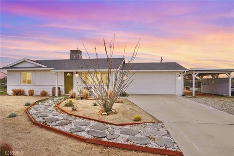 Photo of 3872 Balsa Avenue, Yucca Valley, CA 92284 (MLS # OC26004627)