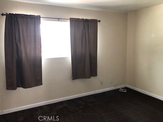 404 N Cerritos
