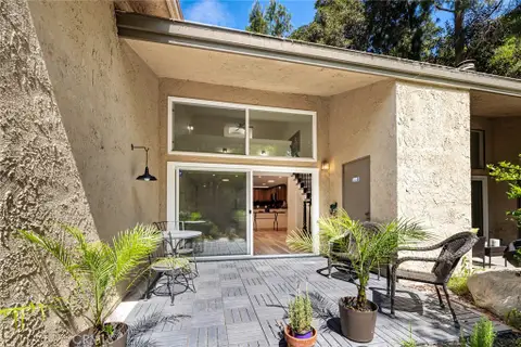 MLS: OC26147573