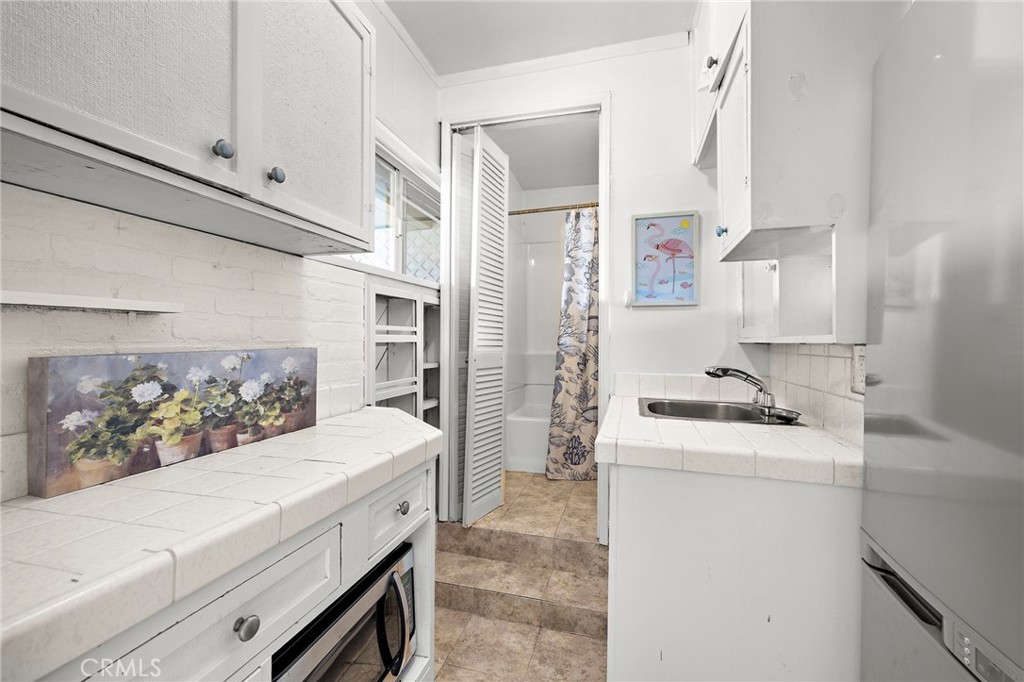 1337 Terrace Way, Laguna Beach CA 92651 - Photo 23