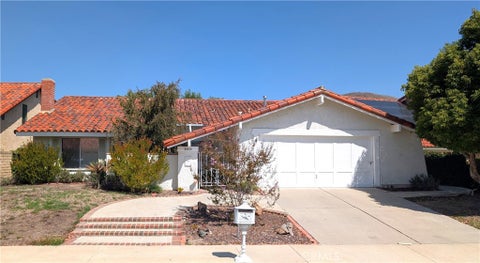 Photo of 28859 Michelle Drive, Agoura Hills, CA 91301 (MLS # SR26204145)
