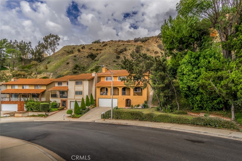 1837 Ayers Way