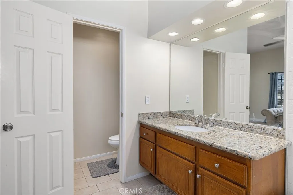 Anaheim, California 92801, United States, 2 Bedrooms Bedrooms, ,3 BathroomsBathrooms,Residential,Active,177071