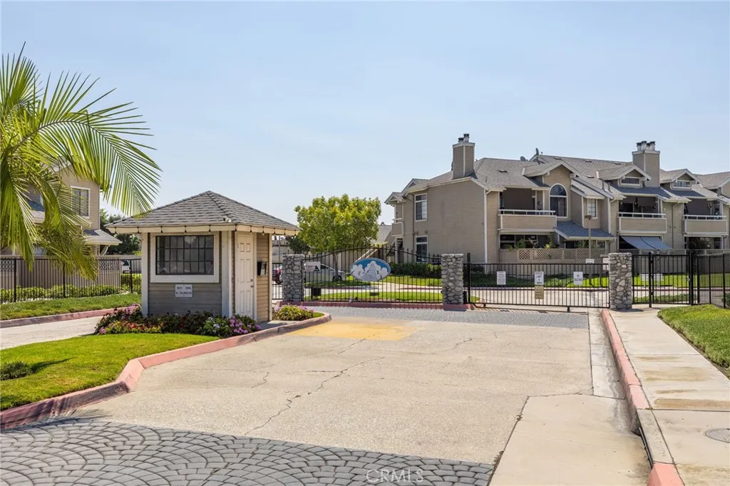 Anaheim, California 92801, United States, 2 Bedrooms Bedrooms, ,3 BathroomsBathrooms,Residential,Active,177071