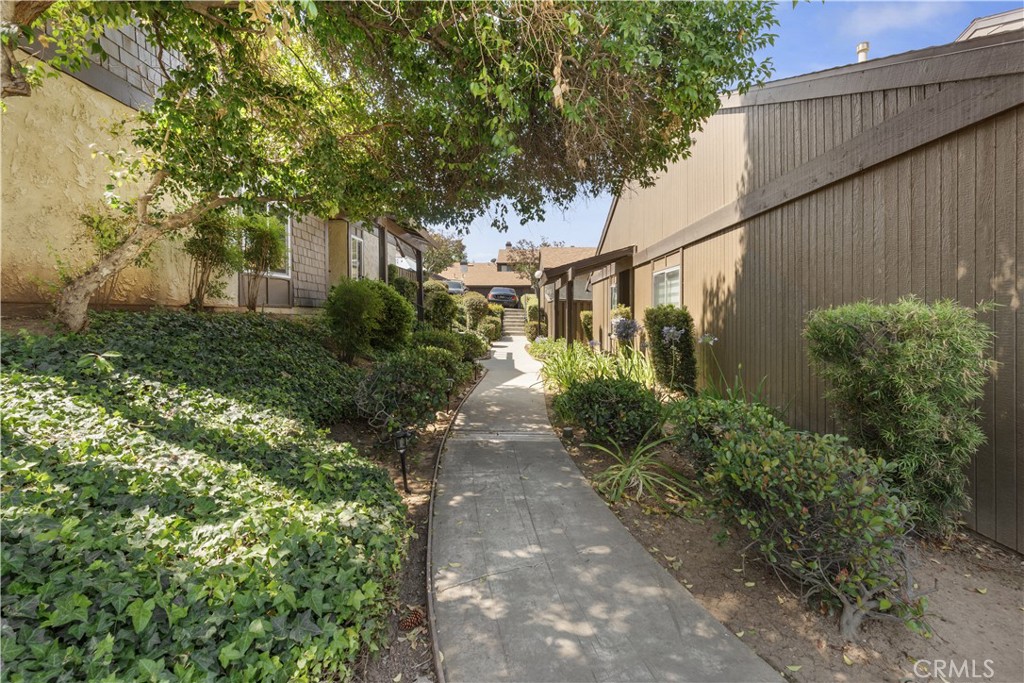 411 Heatherglen