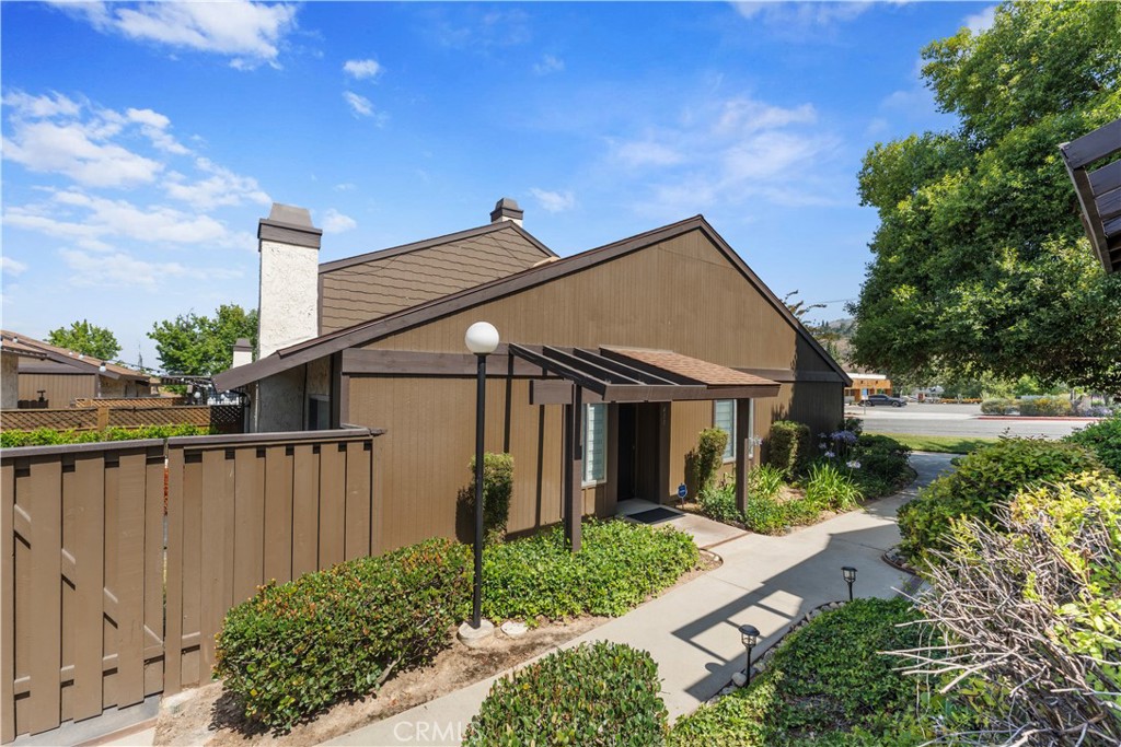 411 Heatherglen