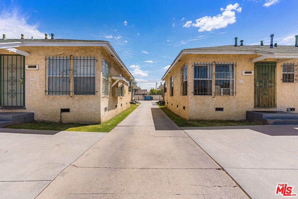 1000 N Sloan Avenue