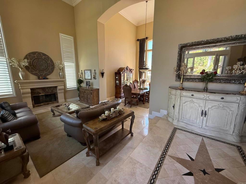 1109 CARLOS CANYON DR
