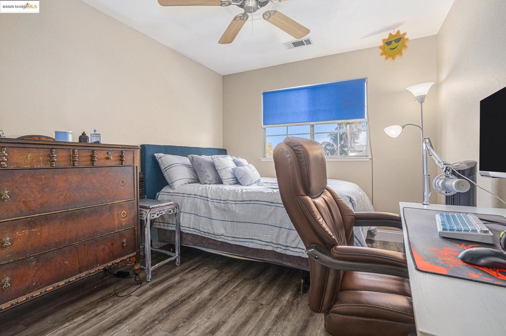 HOMECOMINGS - Residential