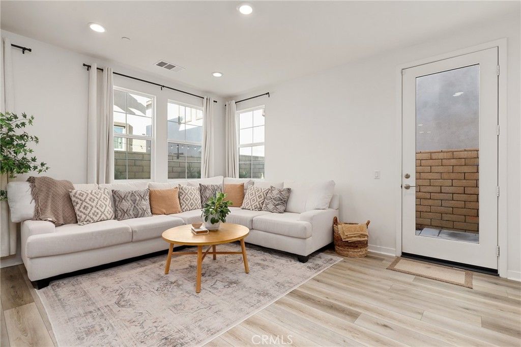 Photo of 2983 2983 E Halton Paseo, Ontario, CA 91761 (MLS # OC25222588)