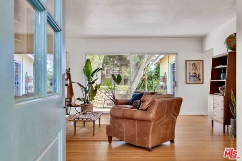 Photo of 49 Ranchview Road, Rolling Hills Estates, CA 90274 (MLS # 26670785)