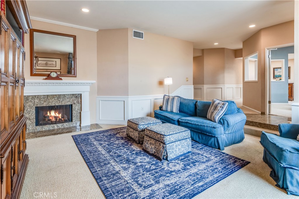2306 Palos Verdes Drive West W 302
