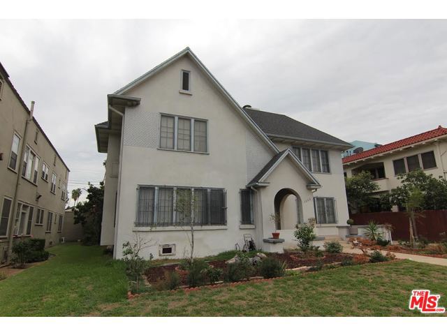 Huge Price reduction!! Large lot duplex located just south of Country Club Drive. Quiet and peaceful neighbors. Each unit is comprised of 3 Beds + 1.5 Baths (1,840 Sqft). Both units feature hardwood floors with washer/dryer inside. Original molding, balcony, new interior paint. Duplex is 100% occupied. Please DO NOT disturb tenants. Property sold in as-is condition.