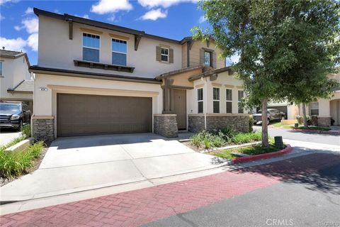 Photo of 434 Sonora Cir, Redlands, CA 92373 (MLS # IV26044965)