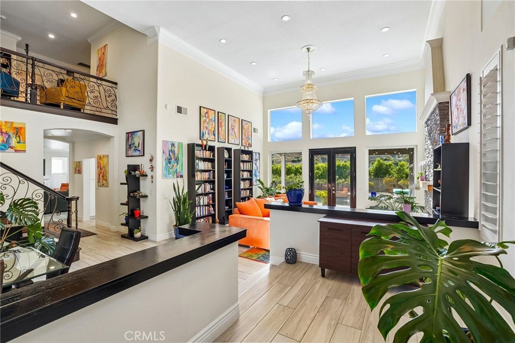 7365 Westcliff Drive