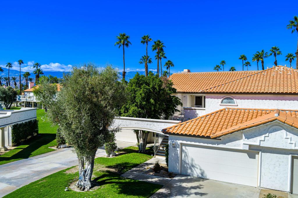 Desert Falls C.C. - Residential