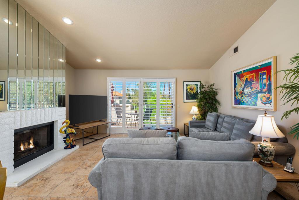 Desert Falls C.C. - Residential