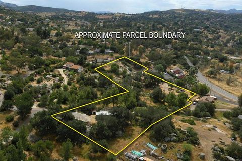Photo of 131 Ransom Hill Lane, Ramona, CA 92065 (MLS # NDP2603350)