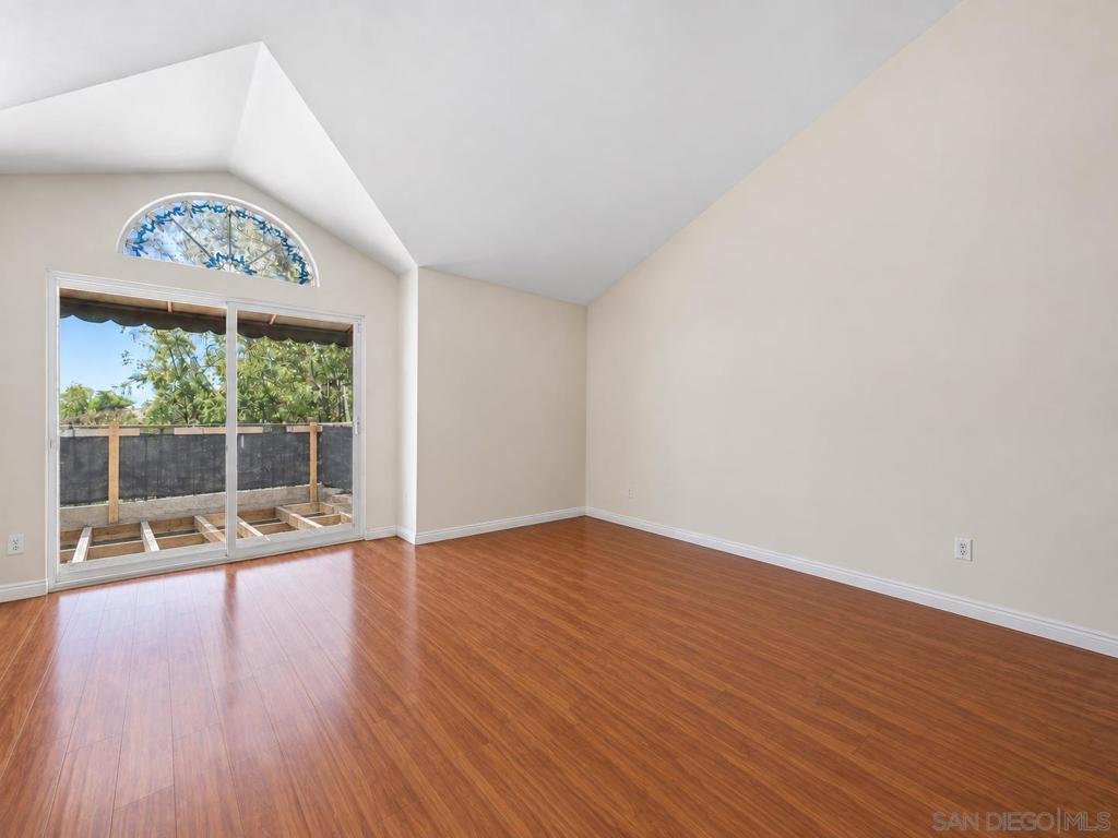 12280 Wildflower
