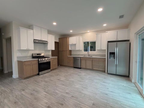 Photo of 13714 Woodgate Pl, Poway, CA 92064 (MLS # PTP2606863)