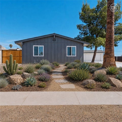 Photo of 1213 E Virginia Way WAY, Barstow, CA 92311 (MLS # AR26148719)