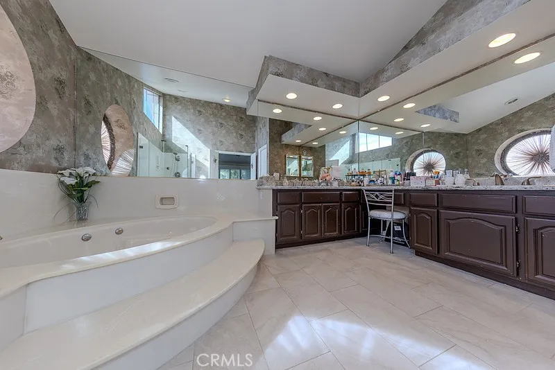 Yorba Linda, California 92887, United States, 4 Bedrooms Bedrooms, ,3 BathroomsBathrooms,Residential,Active,252319