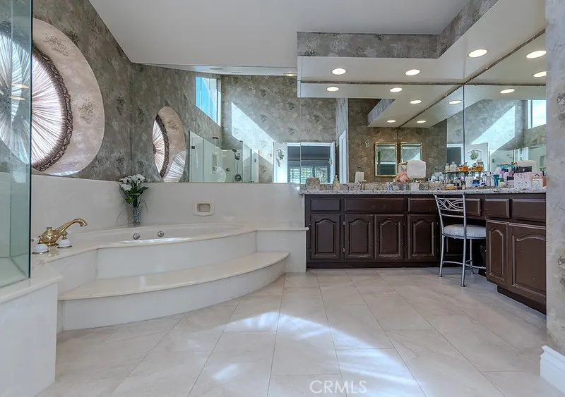 Yorba Linda, California 92887, United States, 4 Bedrooms Bedrooms, ,3 BathroomsBathrooms,Residential,Active,252319