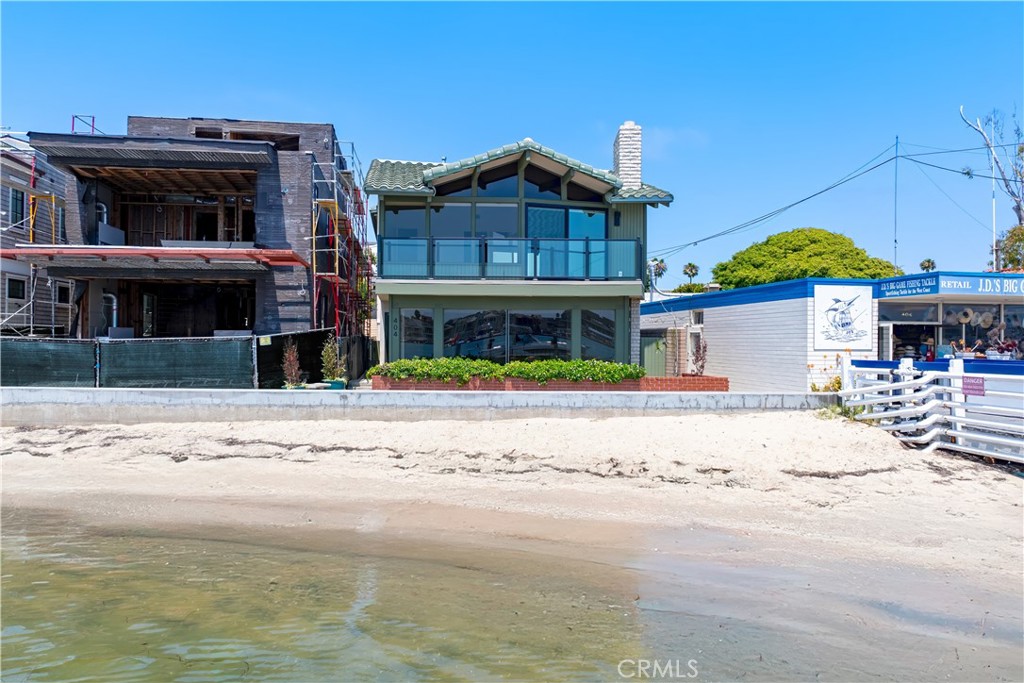 Wake up to panoramic Bay views in this beautifully remodeled waterfront home on Balboa Island. Located on the highly south-after South Bayfront, this unfurnished 4-bedroom, 2-bath island lease offers a rare chance to live just steps from the sand and ferry. Inside, you'll find new appliances, sleek laminate wood floors, two wood-burning fireplaces, and expansive windows framing the water. A 2-car garage with storage is included. Enjoy the best of Island living in one of Newport Beach's most desirable locations.