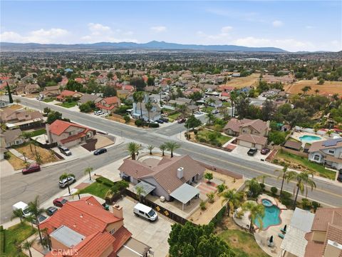 Tiny photo for 25708 Aspenwood Court, Moreno Valley, CA 92557 (MLS # CV26083827)