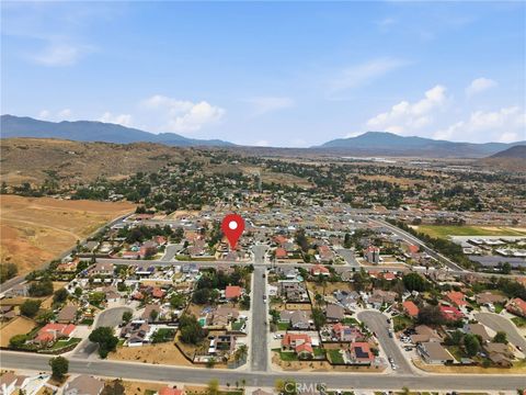 Tiny photo for 25708 Aspenwood Court, Moreno Valley, CA 92557 (MLS # CV26083827)