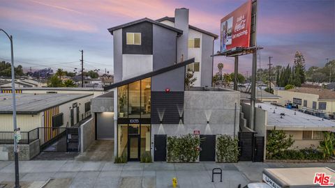 Photo of 10035 S Western Avenue #9, Los Angeles, CA 90047 (MLS # 26838817)