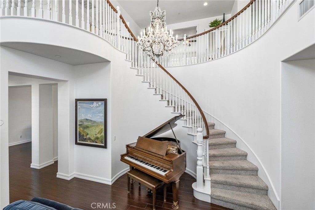 455 Wrightwood Court