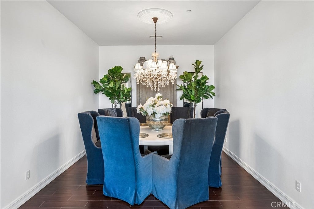 455 Wrightwood Court