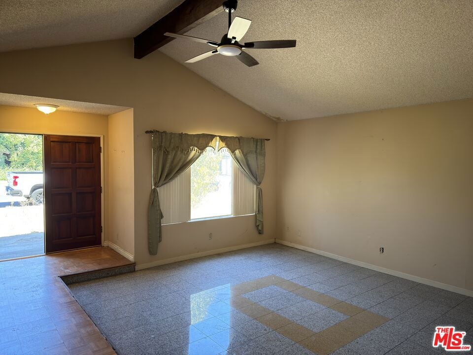5301 Eastridge Court