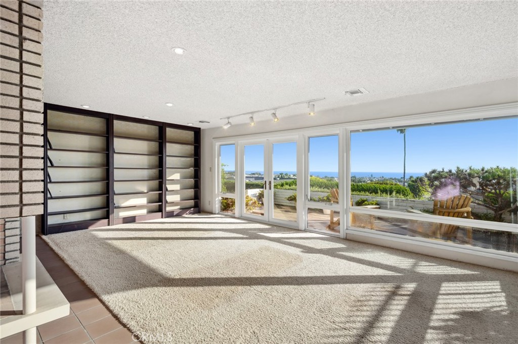 Harbor View Hills (Robertson) (HVWR) - Residential