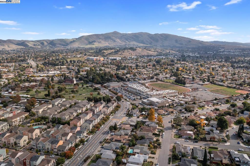 IRVINGTON DIST. - Residential