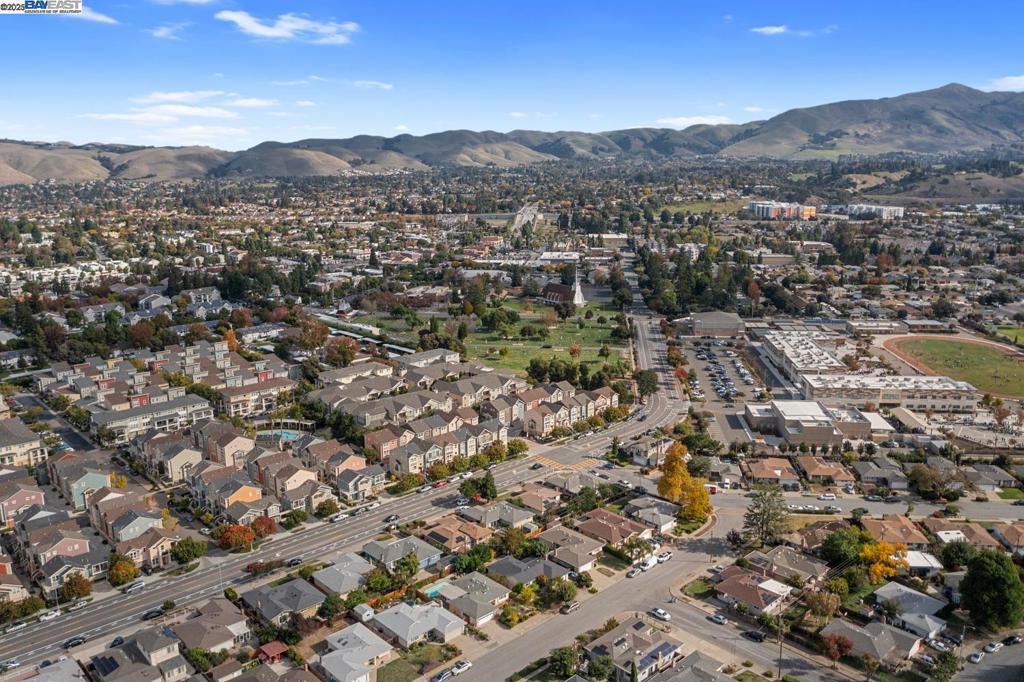 IRVINGTON DIST. - Residential