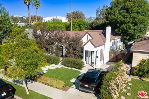 Photo of 6733 Colgate Avenue, Los Angeles, CA 90048 (MLS # 26652463)