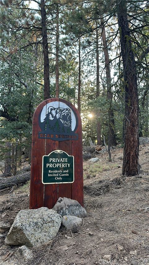 Photo of 15331003 Mountain Meadow Road, Caliente, CA 93518 (MLS # HD25133269)