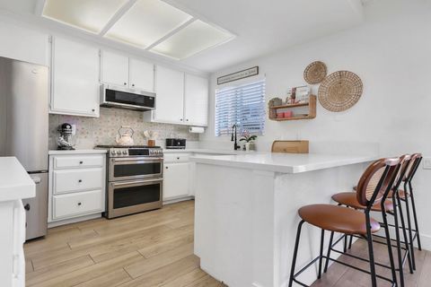 Tiny photo for 51685 Avenida Herrera, La Quinta, CA 92253 (MLS # 219146803DA)