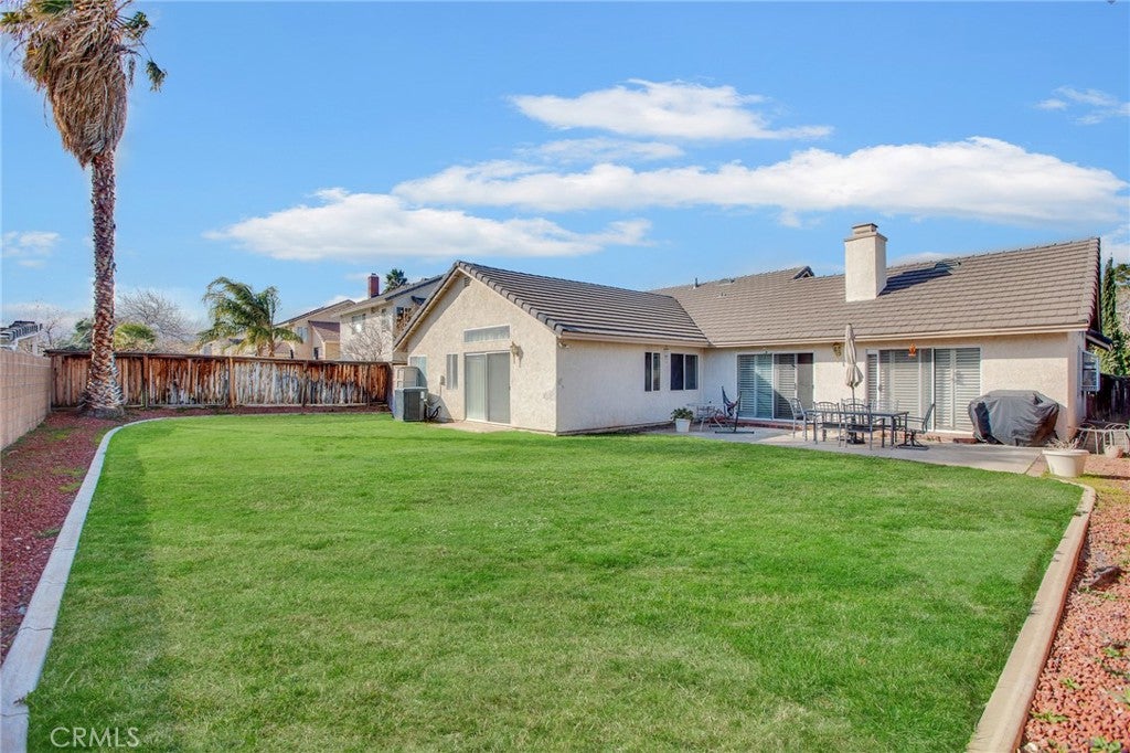 39458 Chantilly Lane